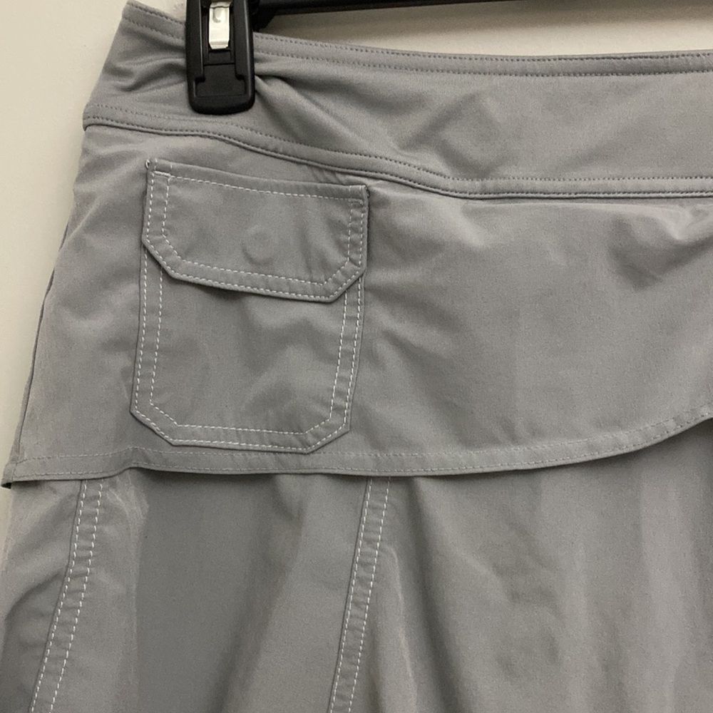 Athleta womens gray tennis skirt size 6p - Picture 2 of 8